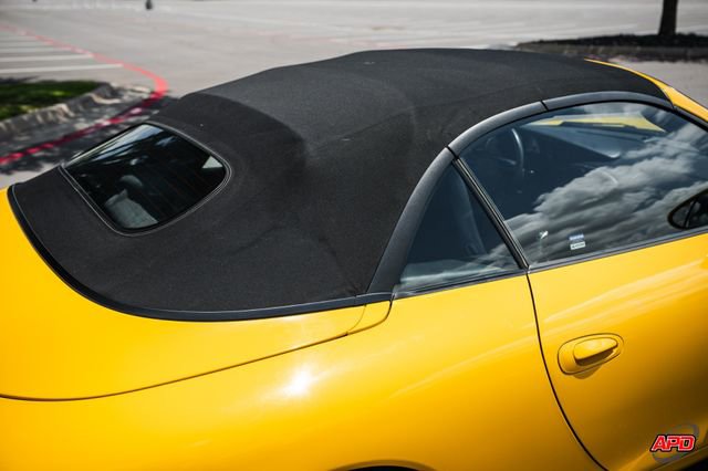 Used 2000 Porsche 911 Carrera 4 image 24