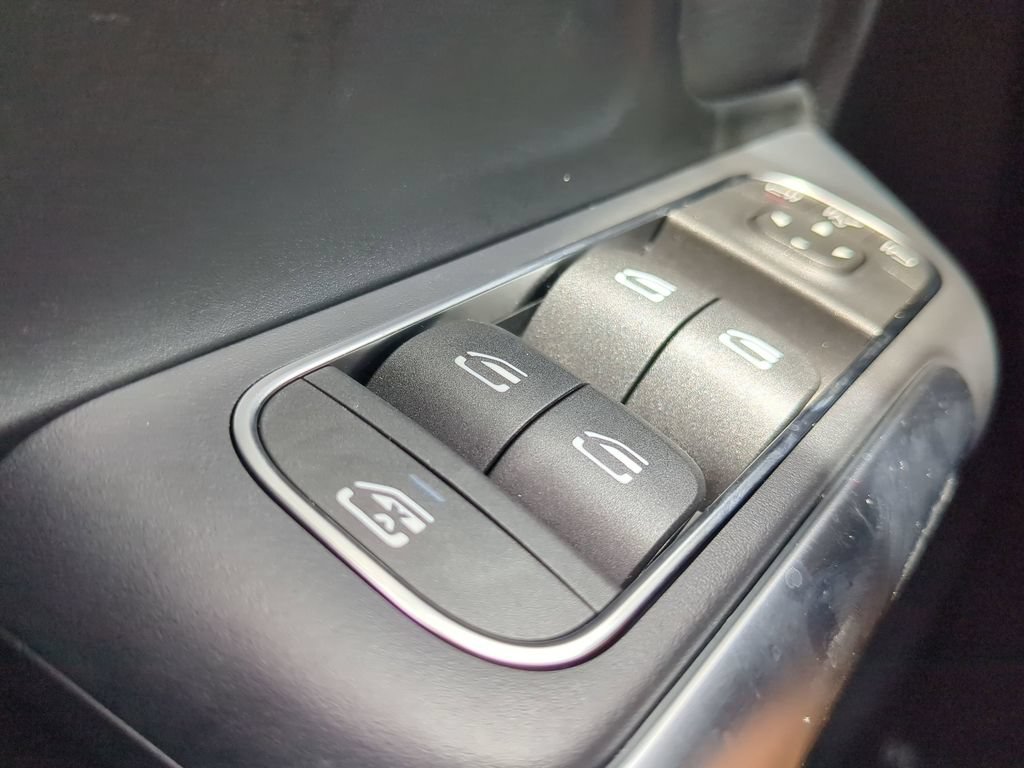 Certified 2024 Mercedes-Benz GLA 35 AMG 4MATIC image 10