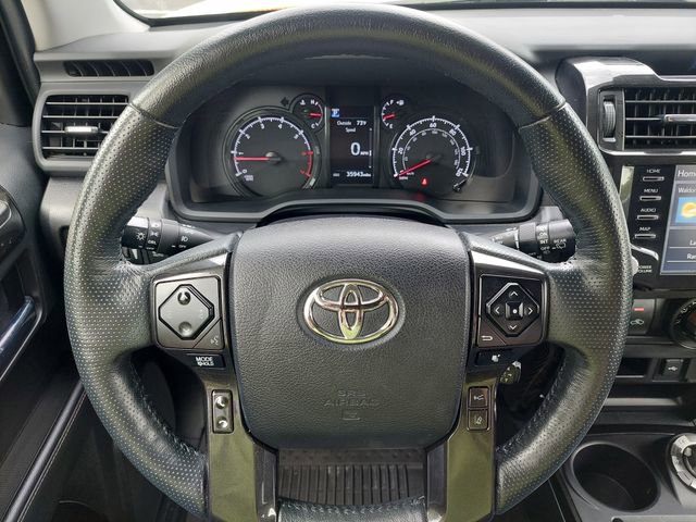 Used 2023 Toyota 4Runner 40th Anniversary SE AWD/4WD image 32