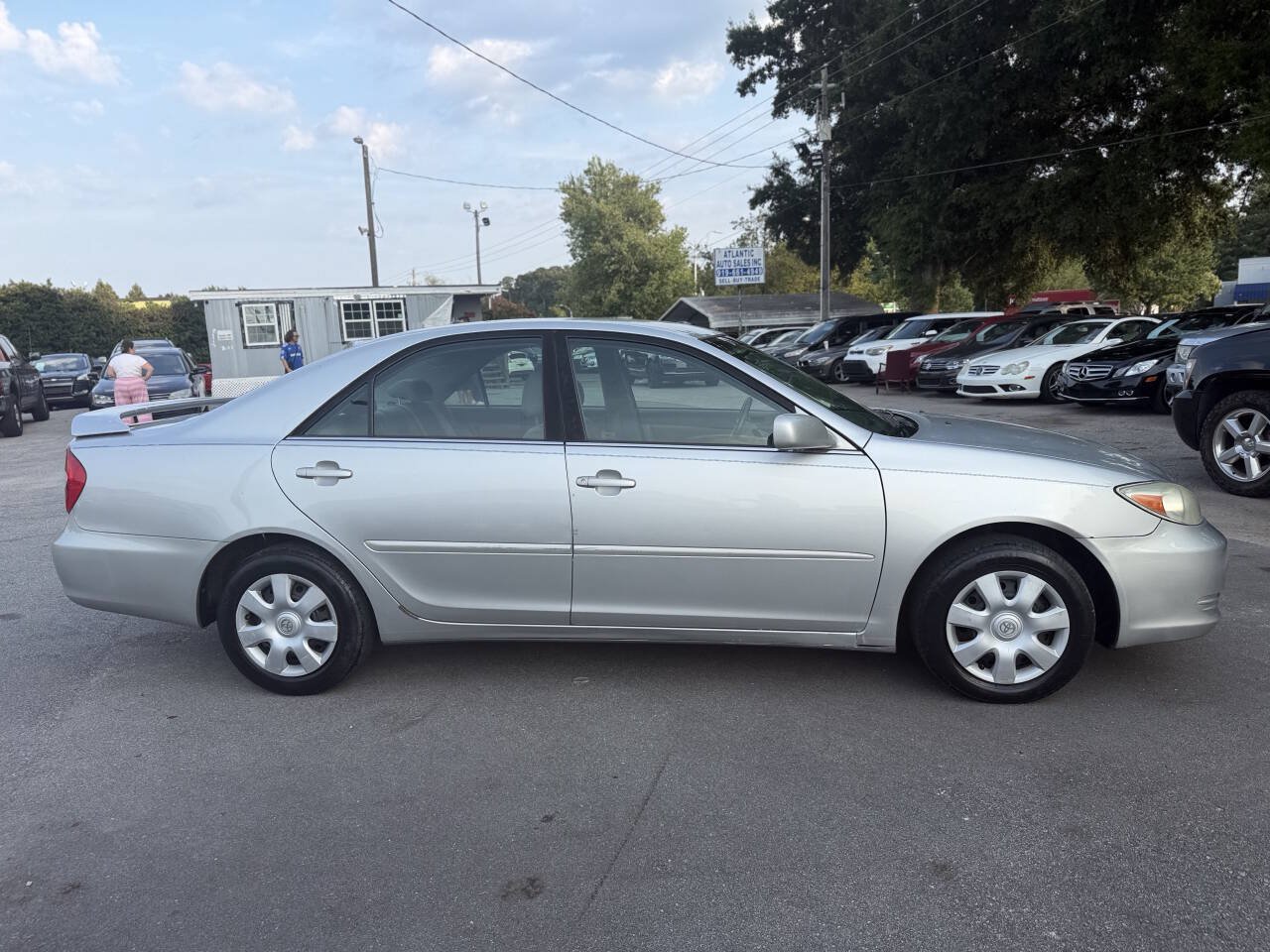 Used 2002 Toyota Camry LE FWD image 4