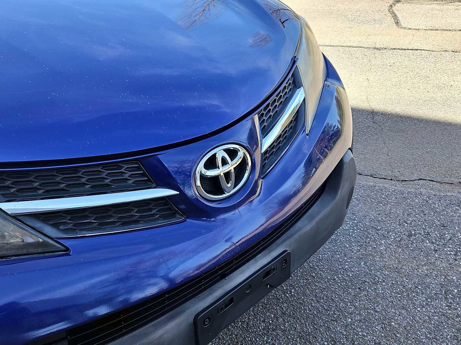 Used 2015 Toyota RAV4 XLE image 12