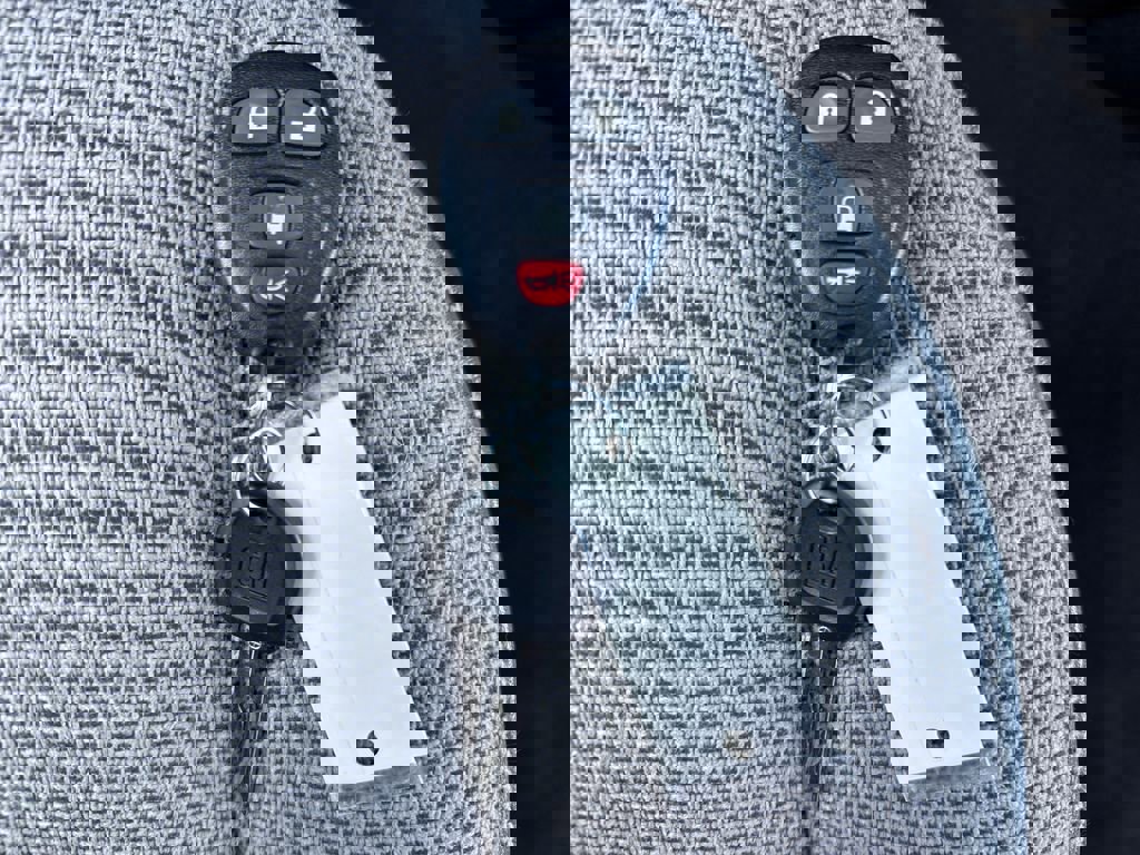 Used 2023 Chevrolet Express 3500 LT w/ LT Preferred Equipment Group image 32