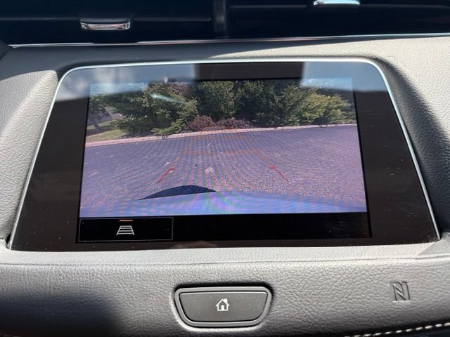 Used 2021 Cadillac XT4 Premium Luxury w/ Cold Weather Package FWD image 36