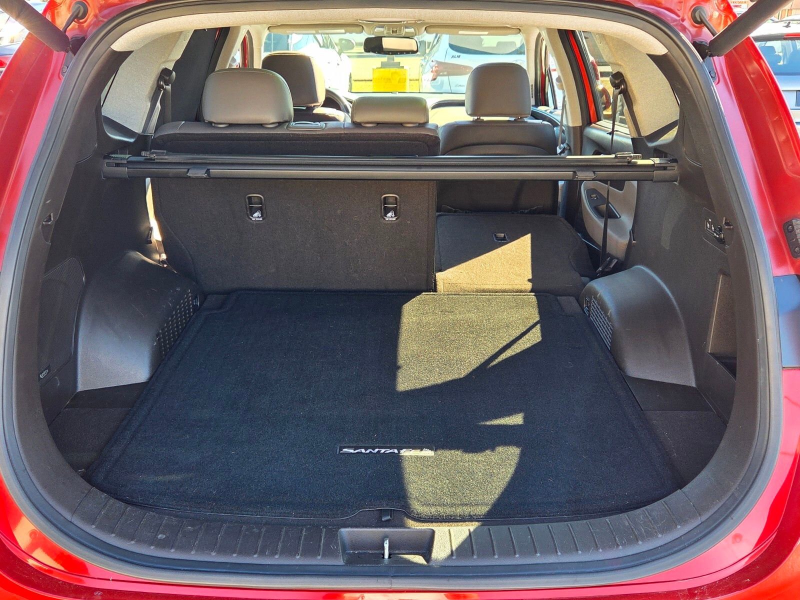 Used 2020 Hyundai Santa Fe SEL image 13