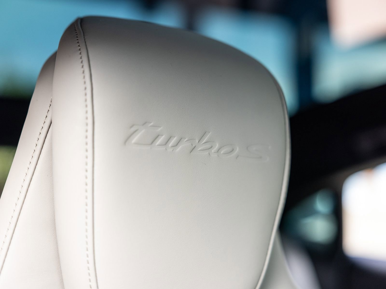 Certified 2021 Porsche Taycan Turbo S image 34