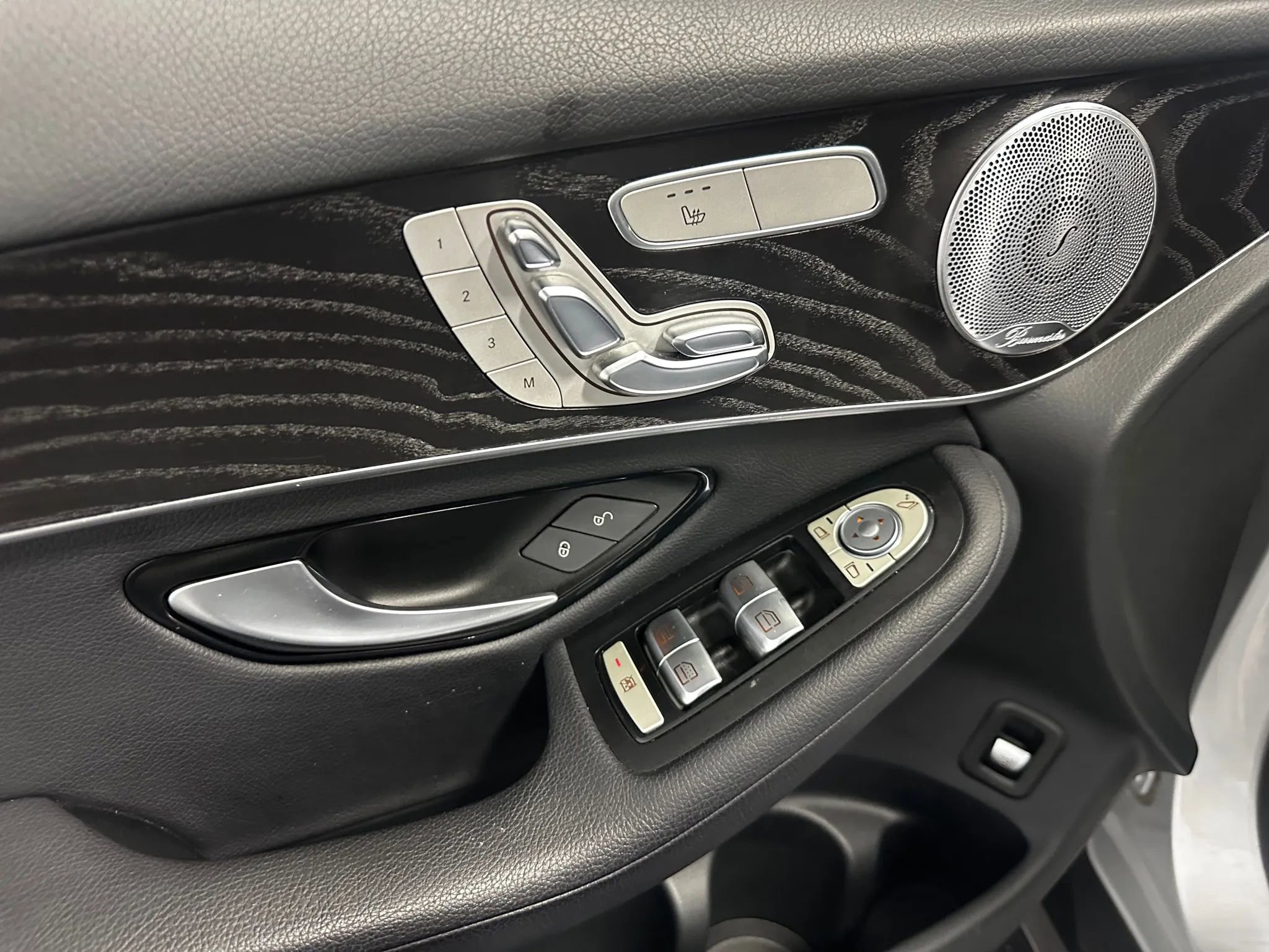 Used 2018 Mercedes-Benz GLC 300 4MATIC Coupe image 13