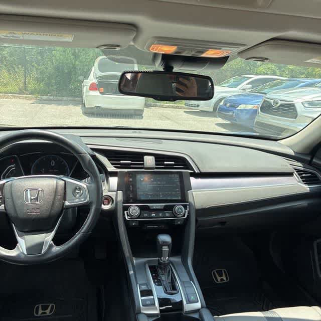 Used 2017 Honda Civic Touring image 10