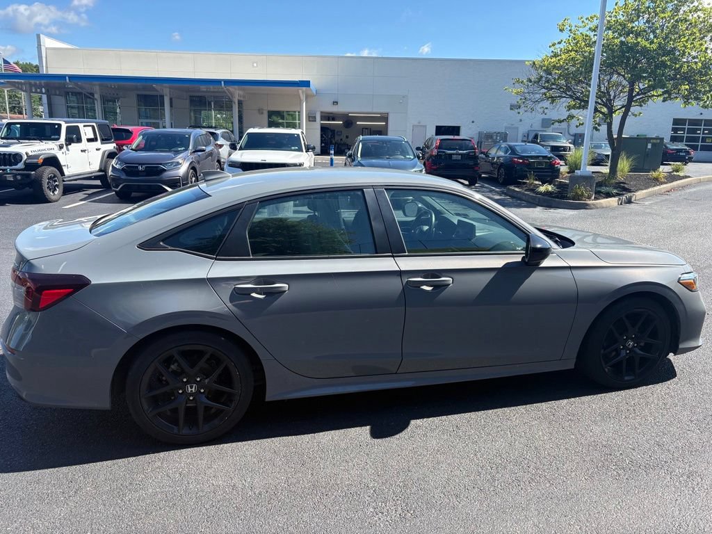 Used 2025 Honda Civic Sport image 8