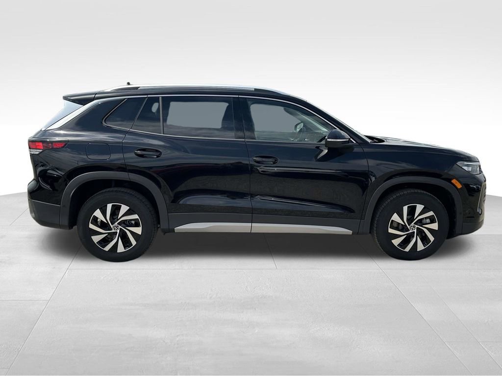 New 2026 Volkswagen Tiguan S image 5