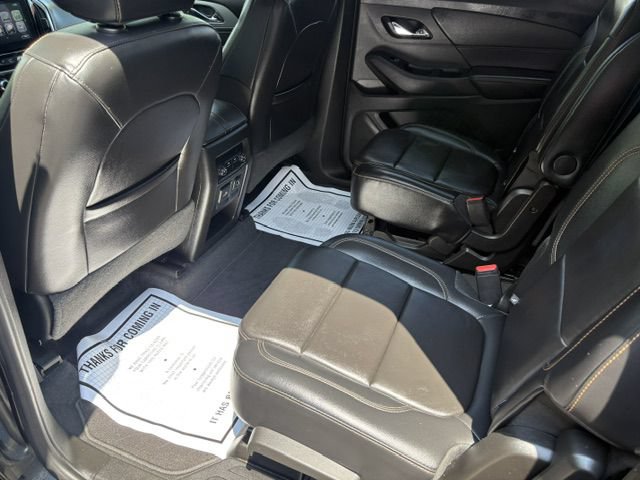Used 2018 Chevrolet Traverse LT AWD/4WD image 16