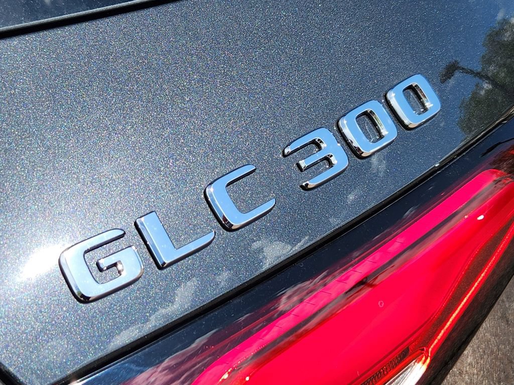 New 2026 Mercedes-Benz GLC 300 4MATIC image 11