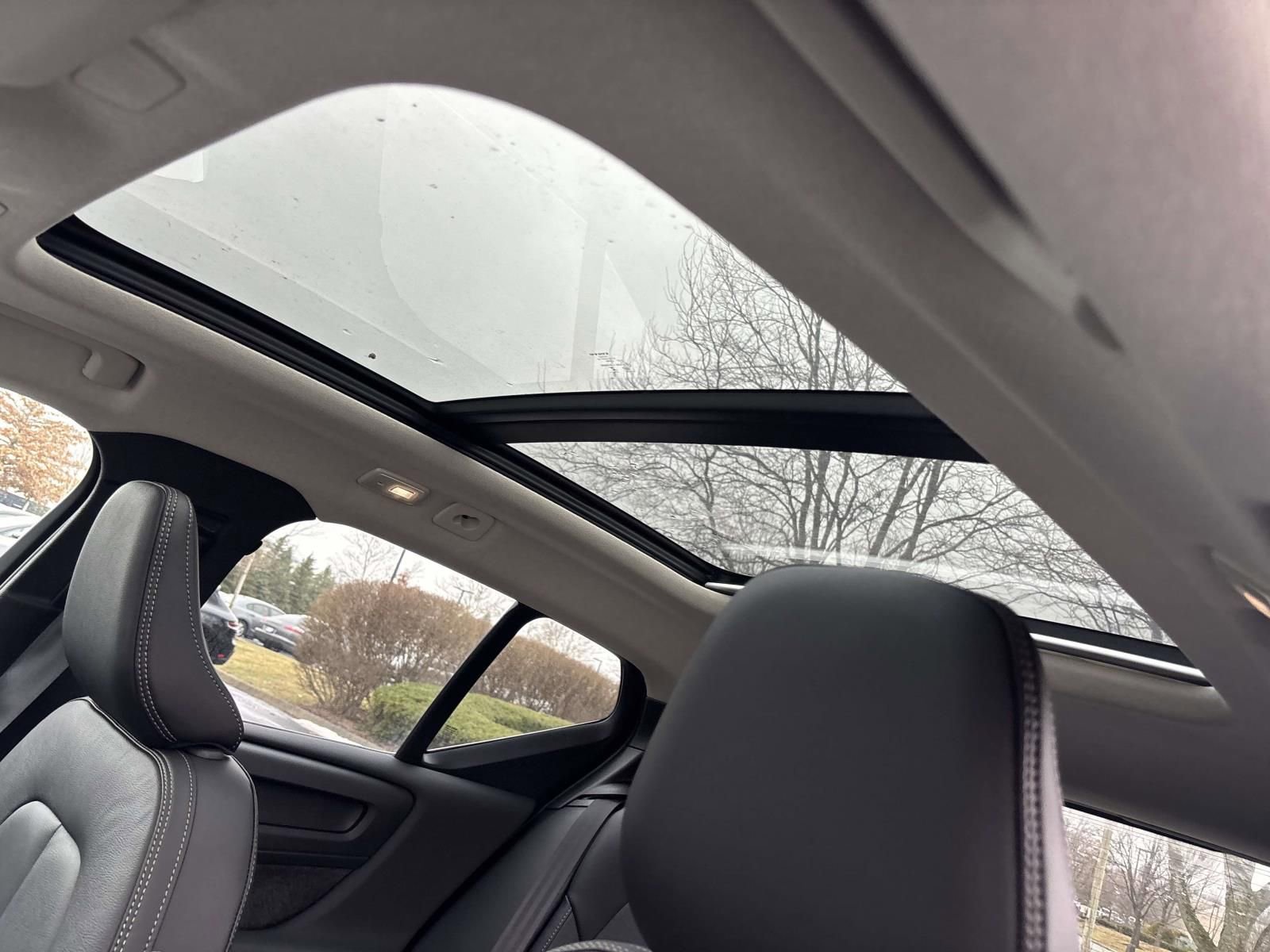 New 2026 Volvo XC40 B5 Plus w/ Protection Package Premier AWD/4WD image 25