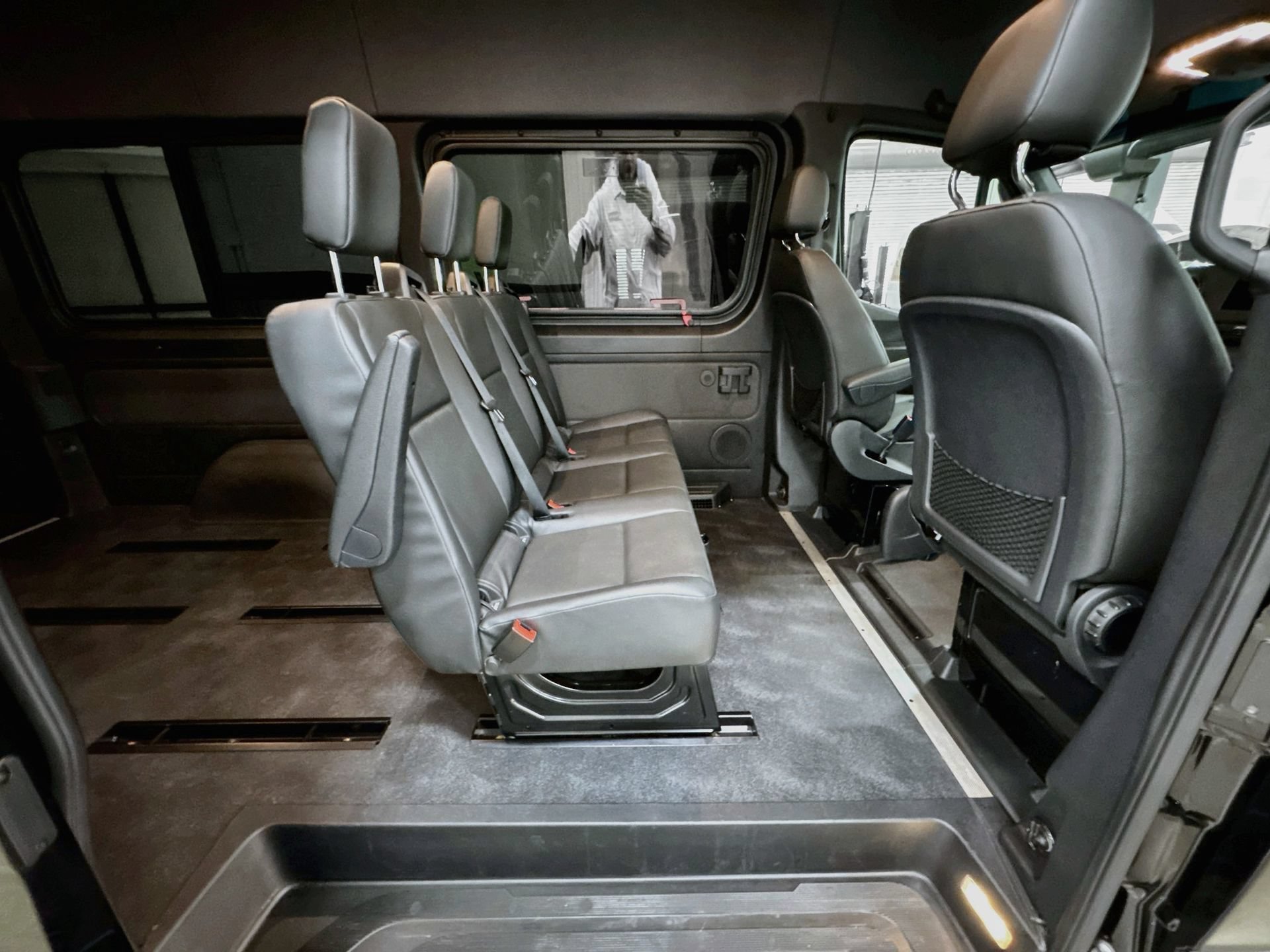 Used 2023 Mercedes-Benz Sprinter 2500 image 26