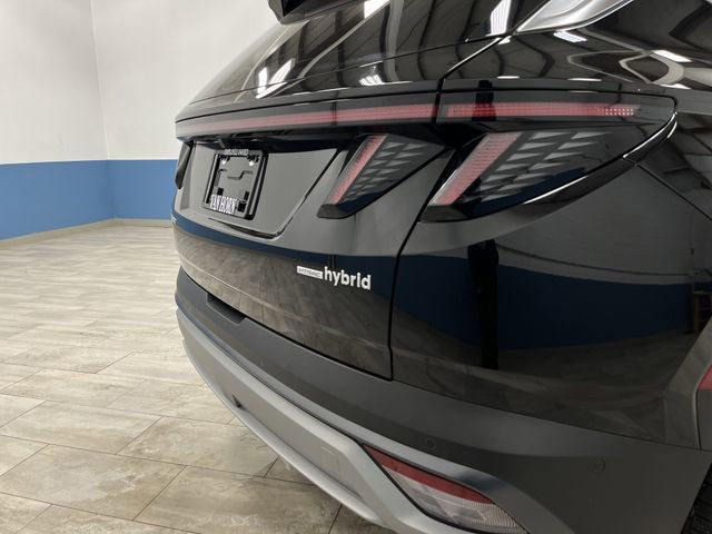 Used 2025 Hyundai Tucson Limited image 36