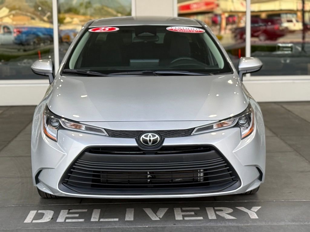 Certified 2025 Toyota Corolla LE image 5