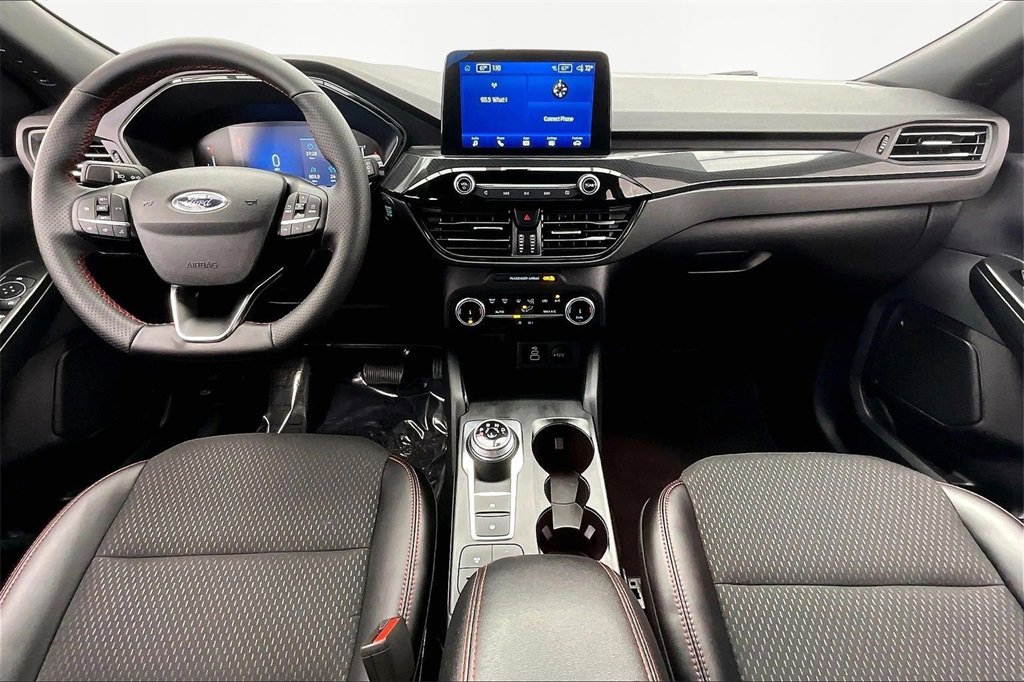 Used 2025 Ford Escape ST-Line image 16