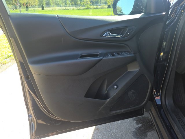 Used 2020 Chevrolet Equinox LT FWD image 25