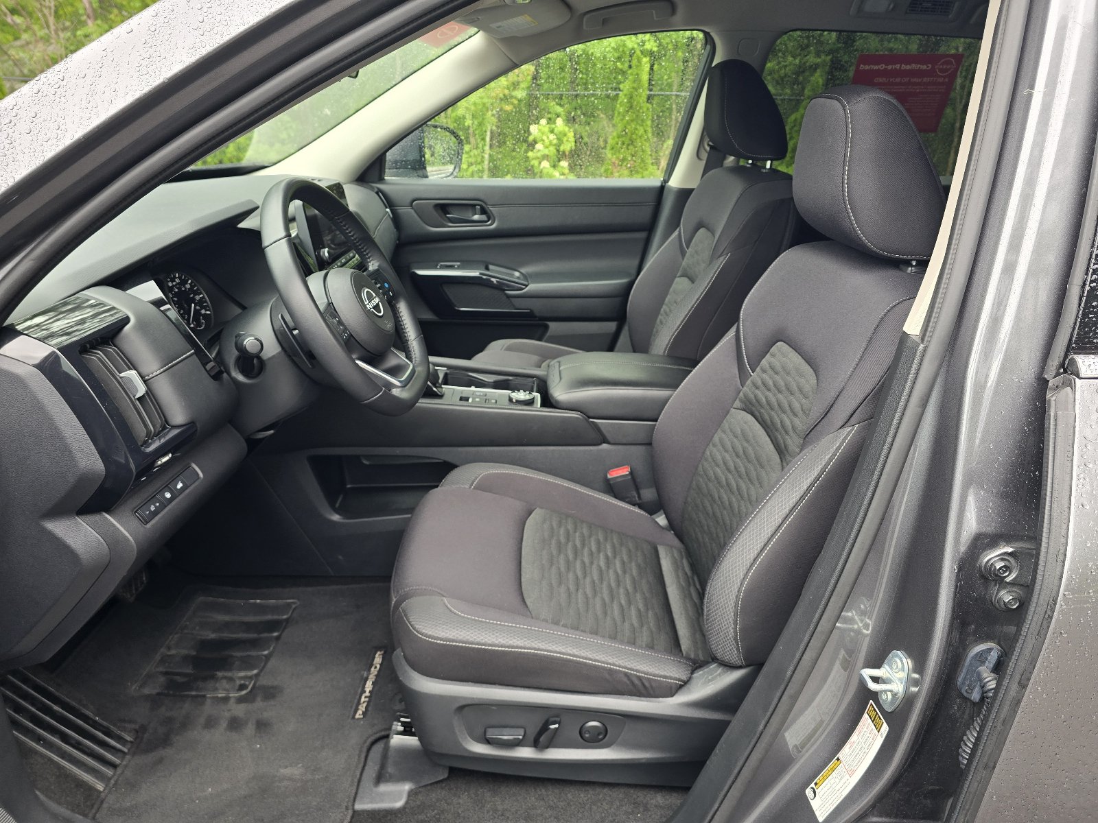 Certified 2025 Nissan Pathfinder SV AWD/4WD image 13