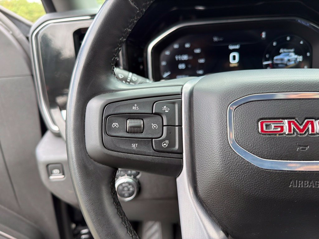 Used 2025 GMC Sierra 1500 SLT AWD/4WD image 15
