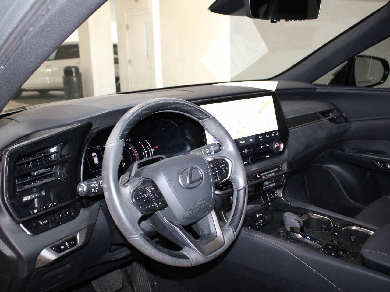 Used 2023 Lexus RX 350 Premium w/ Cold Area Package AWD/4WD image 9