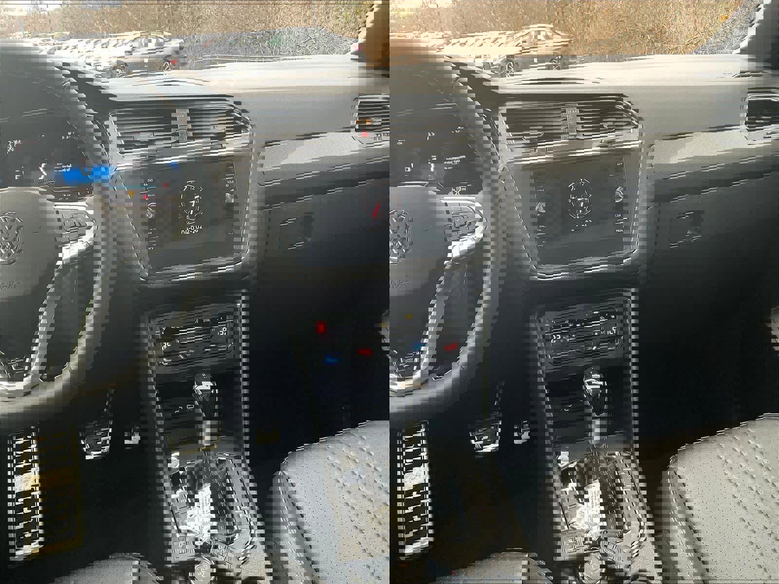 Certified 2023 Volkswagen Tiguan SE R-Line image 18