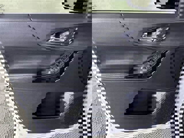 New 2026 Chevrolet Equinox LT image 22