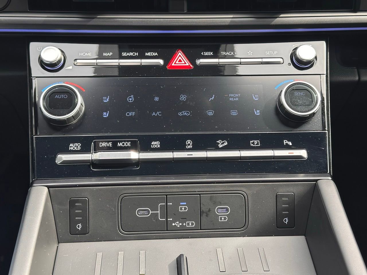 Certified 2026 Hyundai Santa Fe Calligraphy image 35