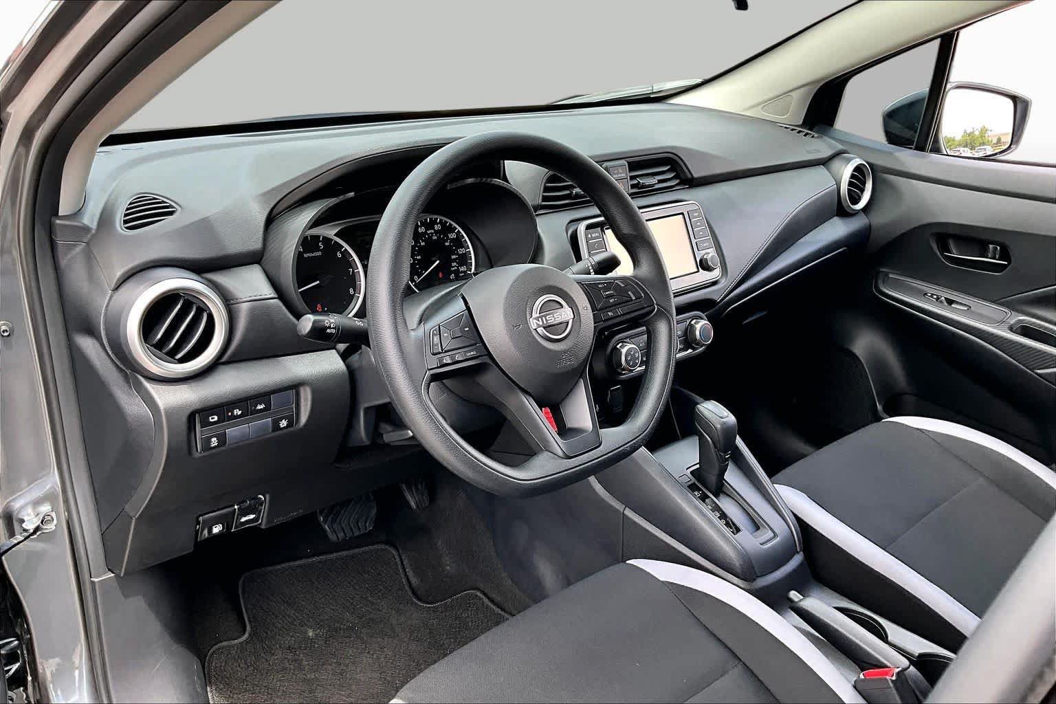Used 2025 Nissan Versa S w/ Trunk Package FWD image 18