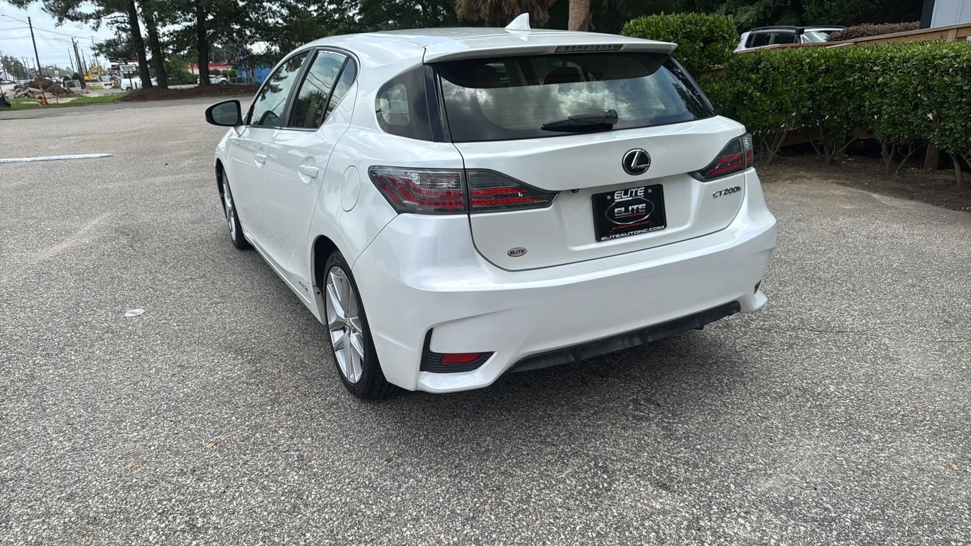 Used 2016 Lexus CT 200h FWD image 9