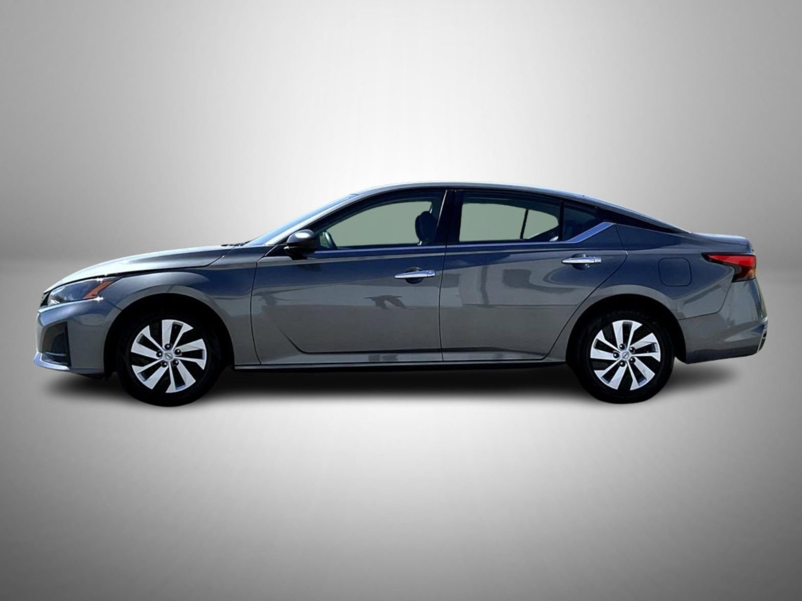 Certified 2025 Nissan Altima 2.5 S FWD image 8