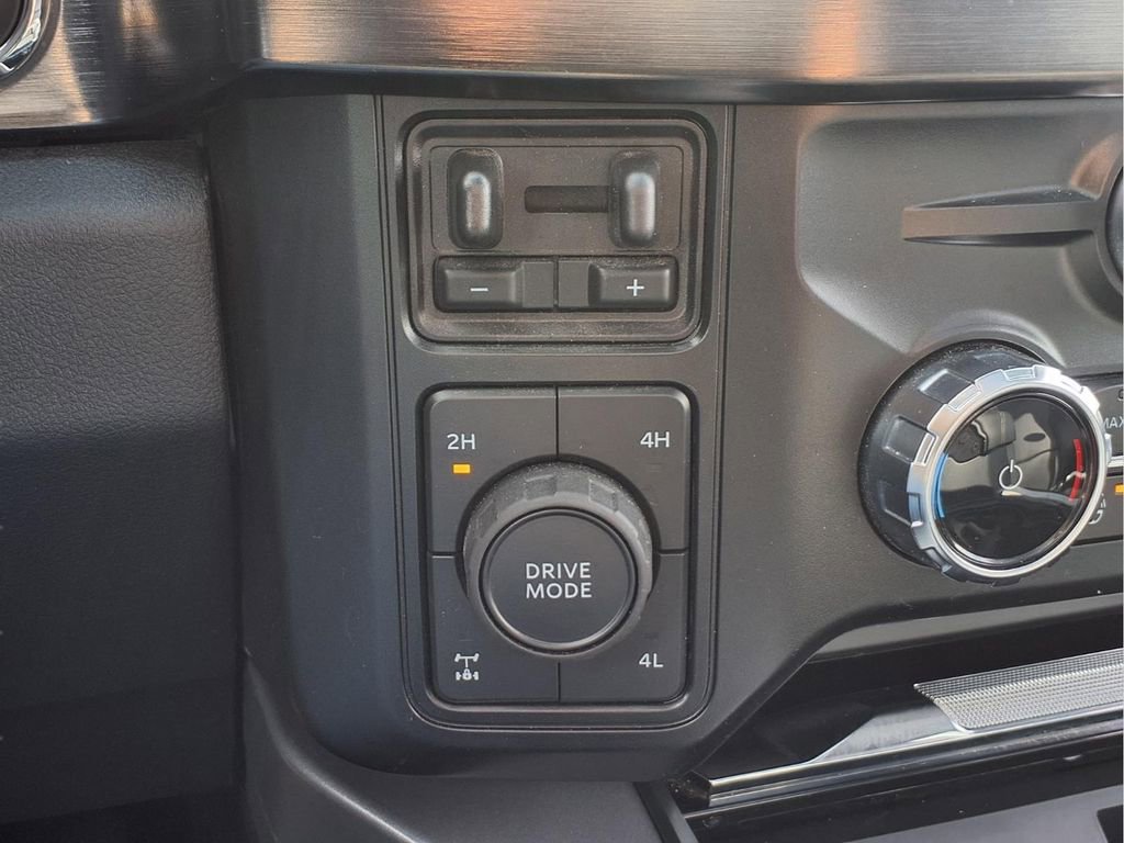 Used 2025 Ford F250 Lariat w/ Chrome Package image 10