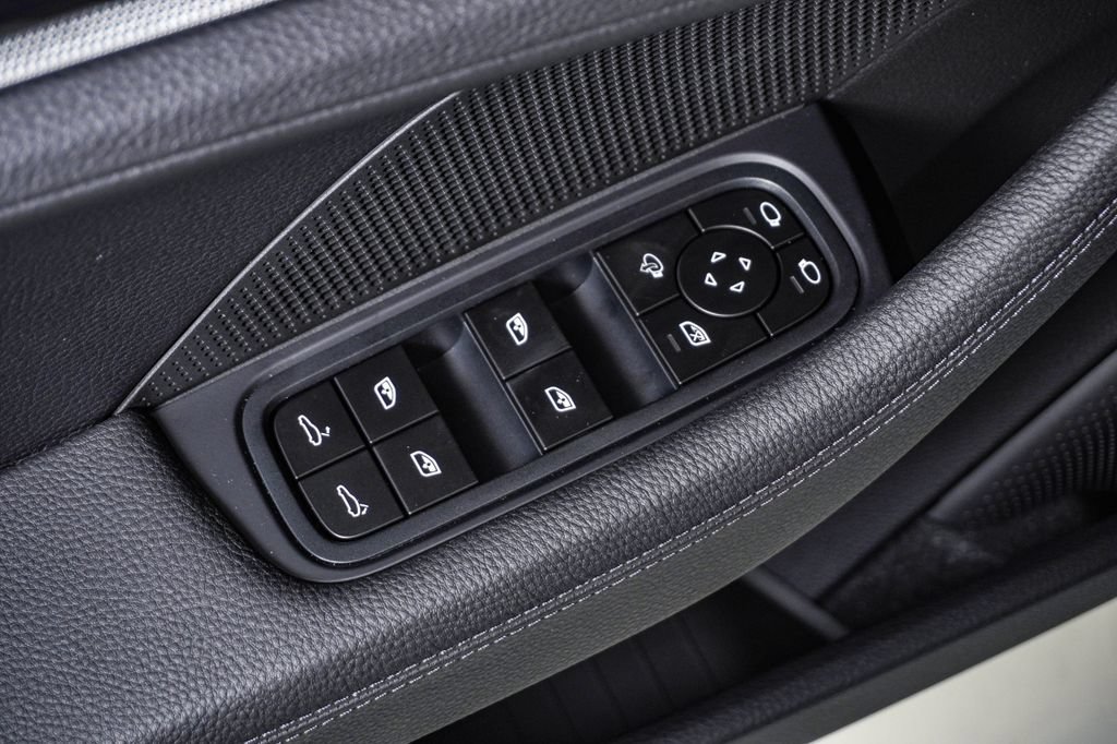 New 2026 Porsche Panamera 4 AWD/4WD image 26