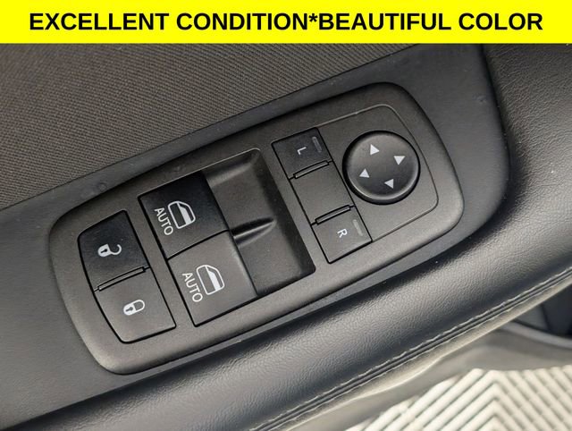 Used 2022 Dodge Challenger SXT w/ Blacktop Package image 11