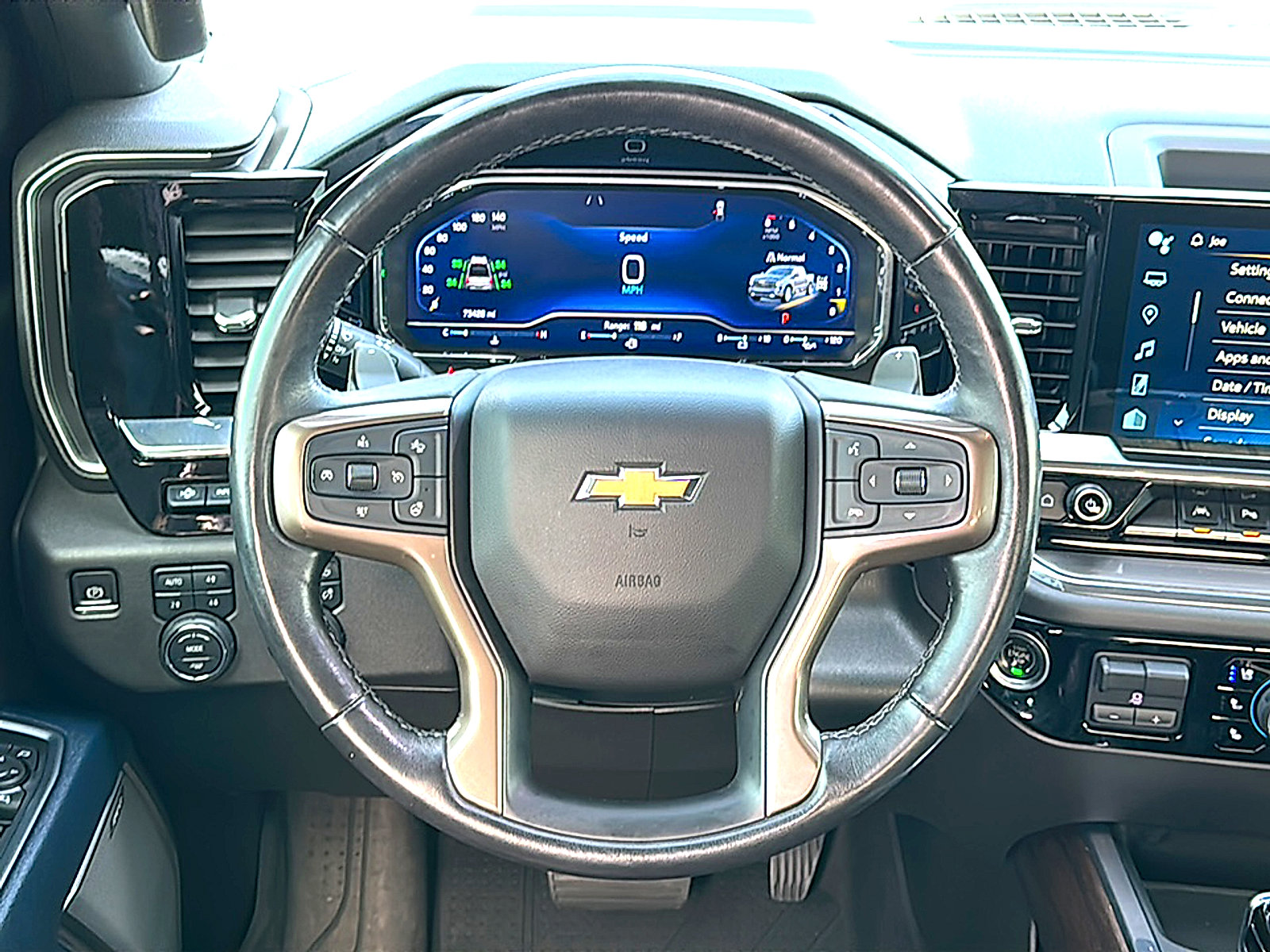 Used 2023 Chevrolet Silverado 1500 High Country w/ Technology Package image 26