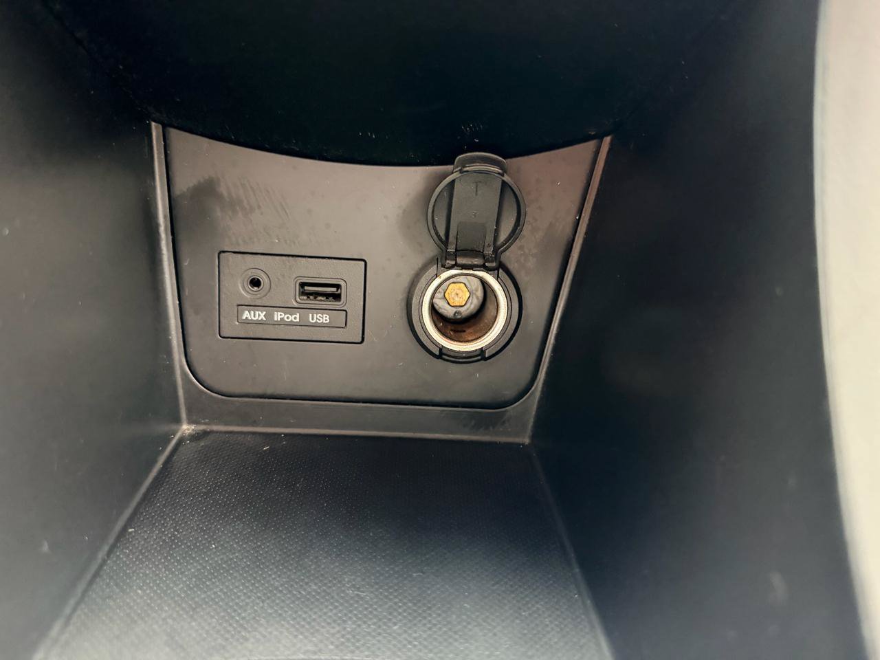 Used 2013 Hyundai Accent GLS FWD image 17