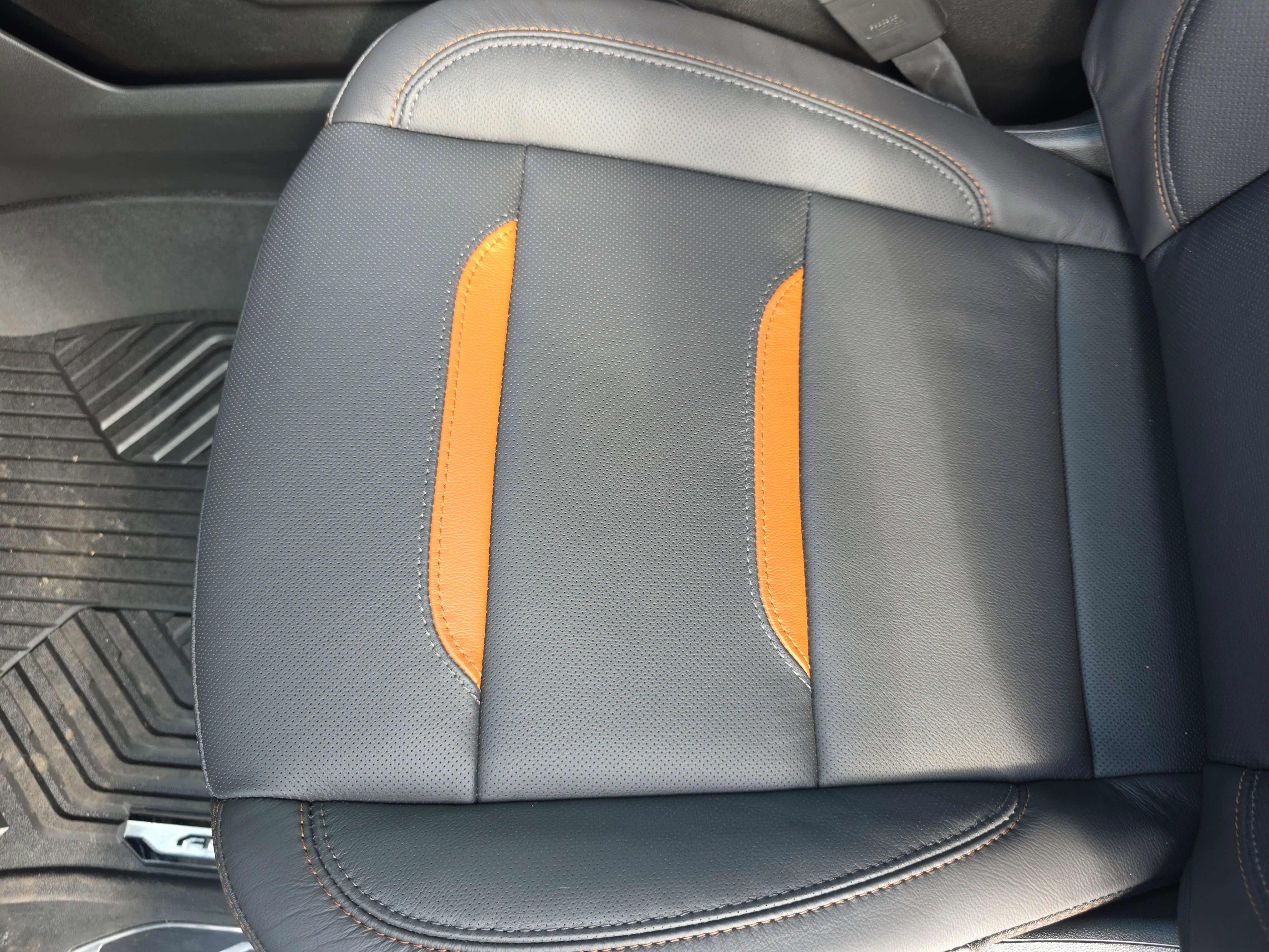 New 2026 GMC Sierra 2500 AT4 w/ AT4 Premium Plus Package image 16