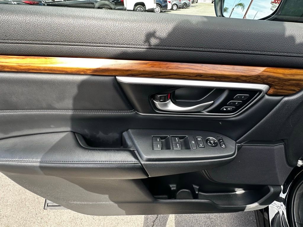 Used 2017 Honda CR-V EX-L image 13