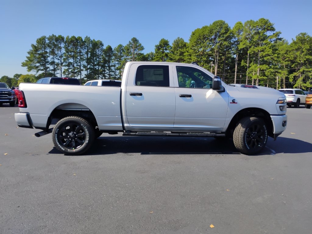 New 2026 RAM 2500 Tradesman AWD/4WD image 4