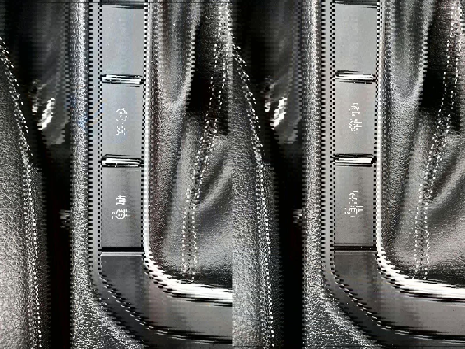 Used 2024 Volkswagen Jetta SEL image 39