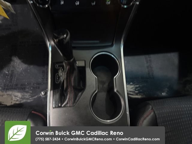 Used 2015 Toyota Camry SE w/ Moonroof Package FWD image 27