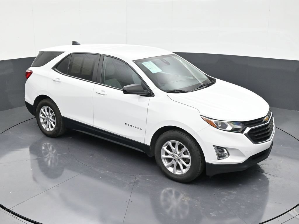 Used 2021 Chevrolet Equinox LS image 18