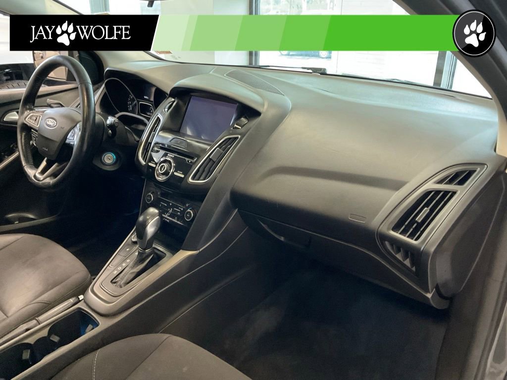 Used 2017 Ford Focus SEL w/ Cold Weather Package image 18