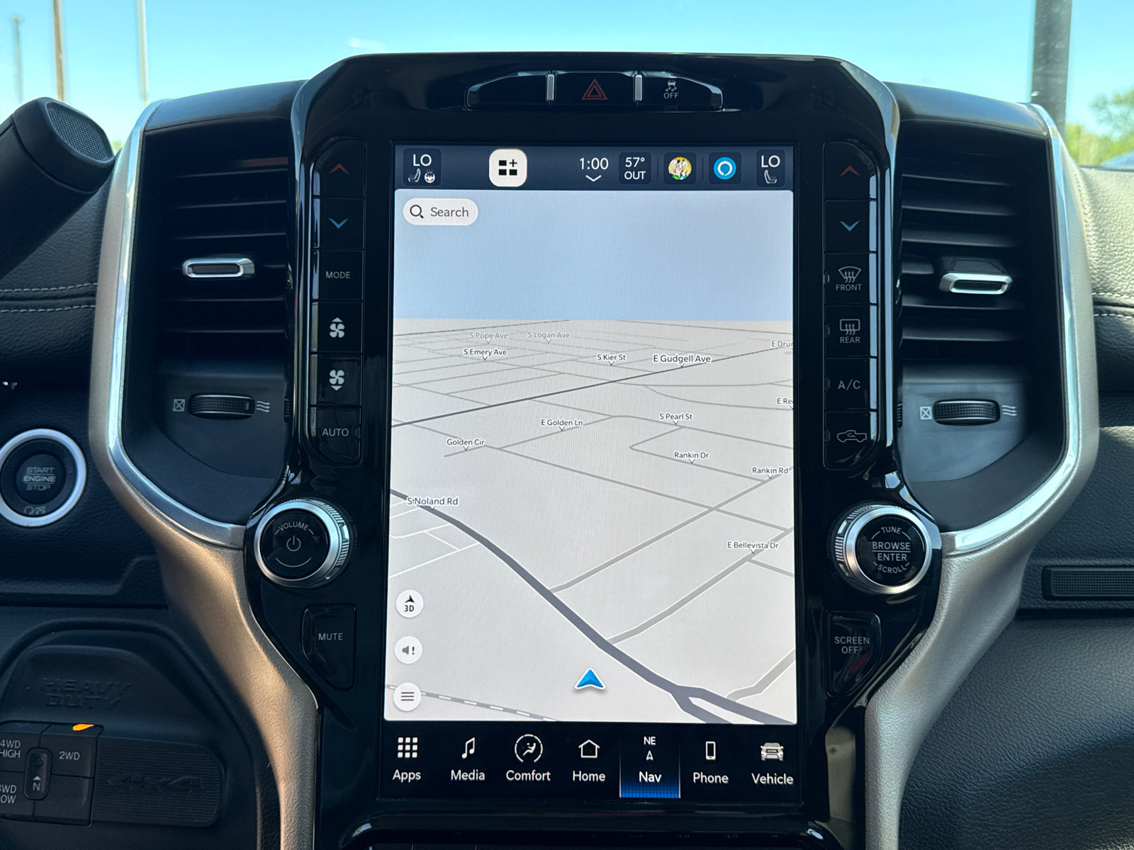 Used 2024 RAM 2500 Laramie AWD/4WD image 13