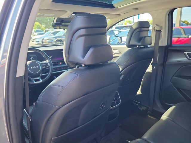 Used 2025 Kia Sportage EX w/ Premium Package FWD image 15