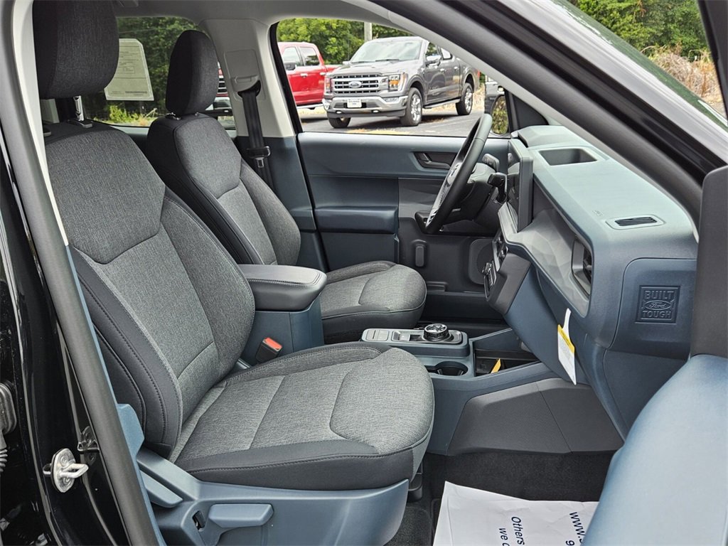 New 2025 Ford Maverick XLT w/ XLT Luxury Package image 13