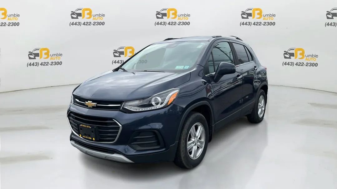 Used 2018 Chevrolet Trax LT w/ Sun & Sound Package image 1