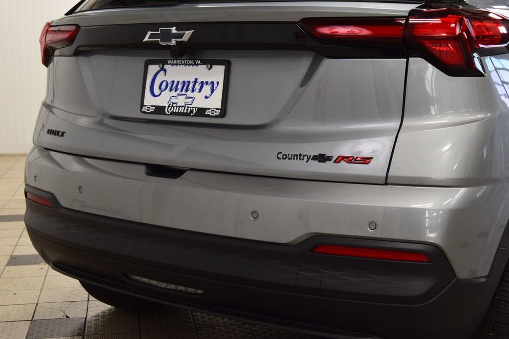 New 2027 Chevrolet Bolt RS w/ Technology Package FWD image 22