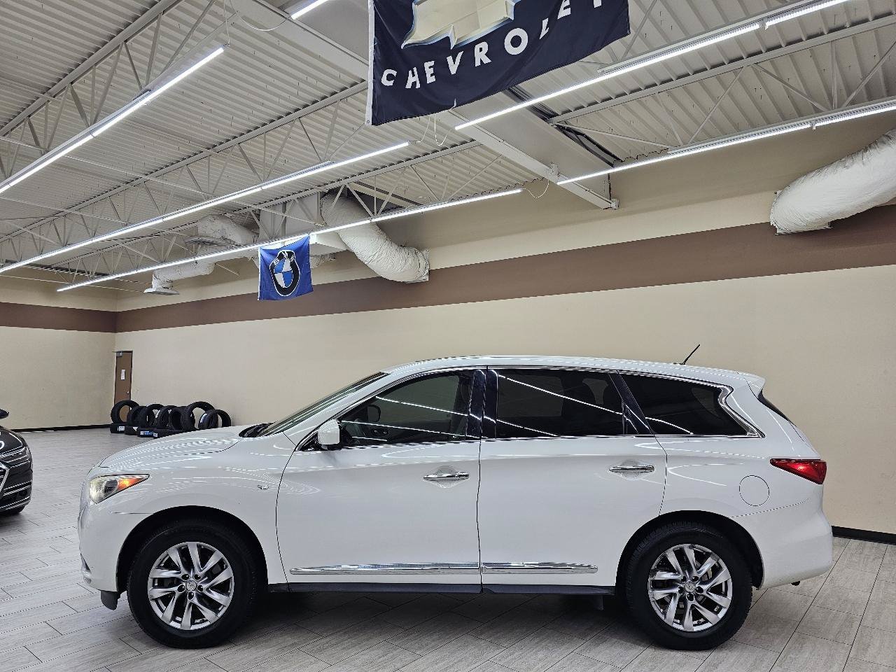 Used 2014 INFINITI QX60 FWD w/ Premium Plus Package image 9
