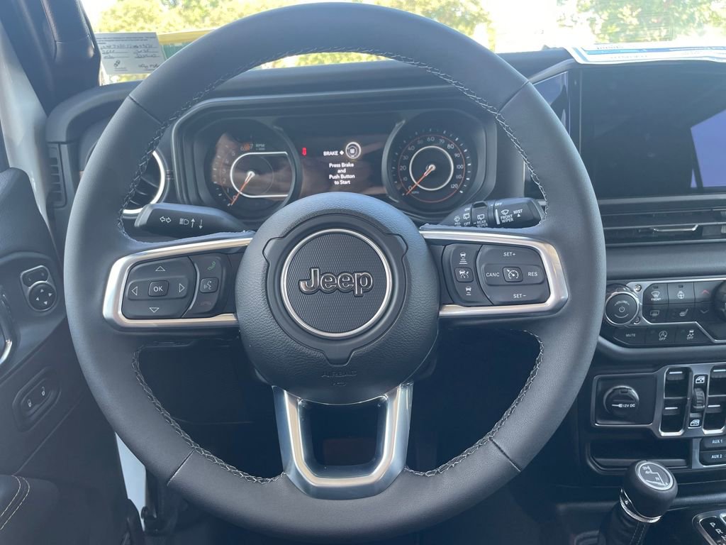 New 2025 Jeep Wrangler Sahara image 11