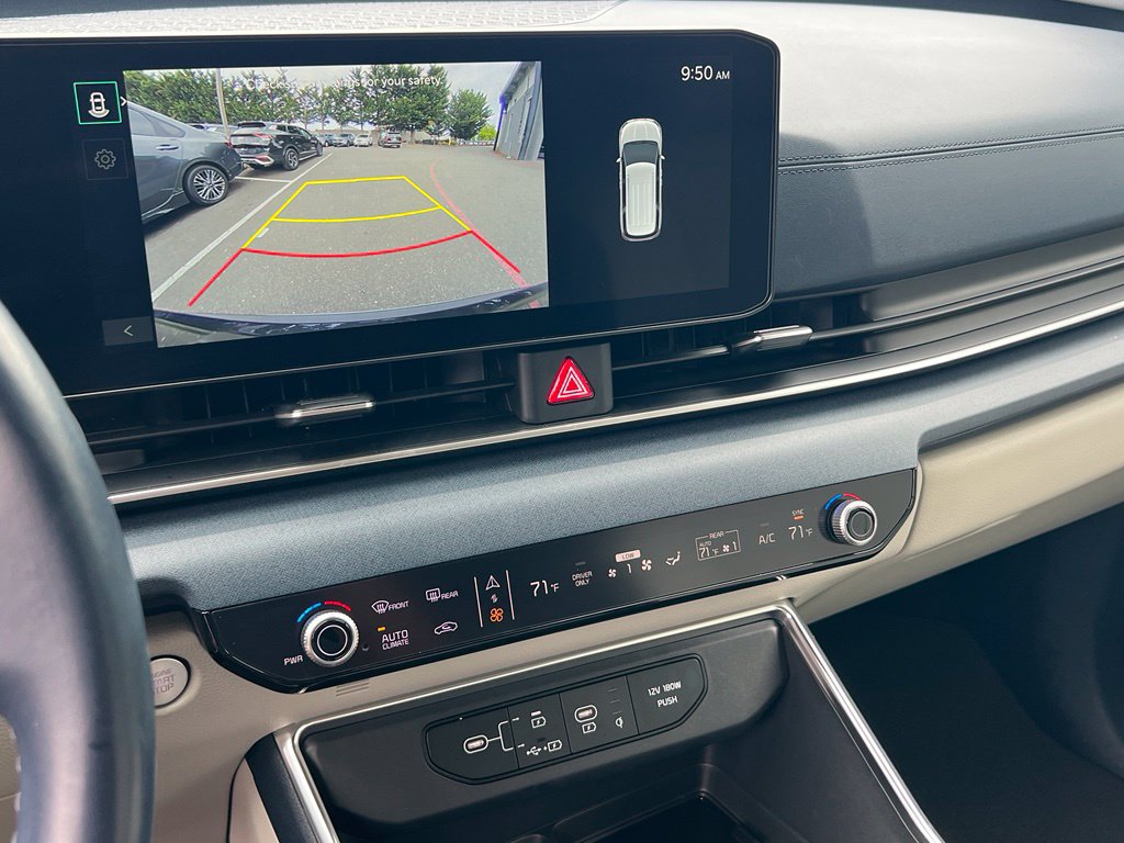 Certified 2026 Kia Carnival EX FWD image 15